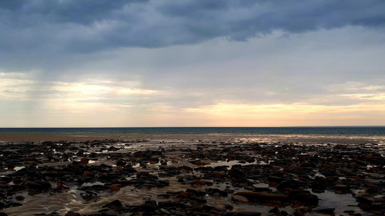 L' Anpeg, Gite Dans Le Cotentin Jusqu'A 8 Personnes Besneville Экстерьер фото